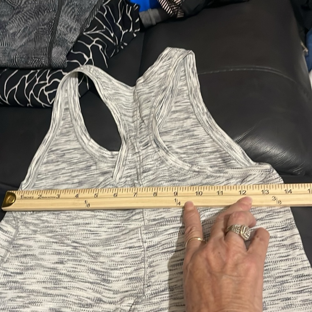 Lululemon Gray Patterned Tank